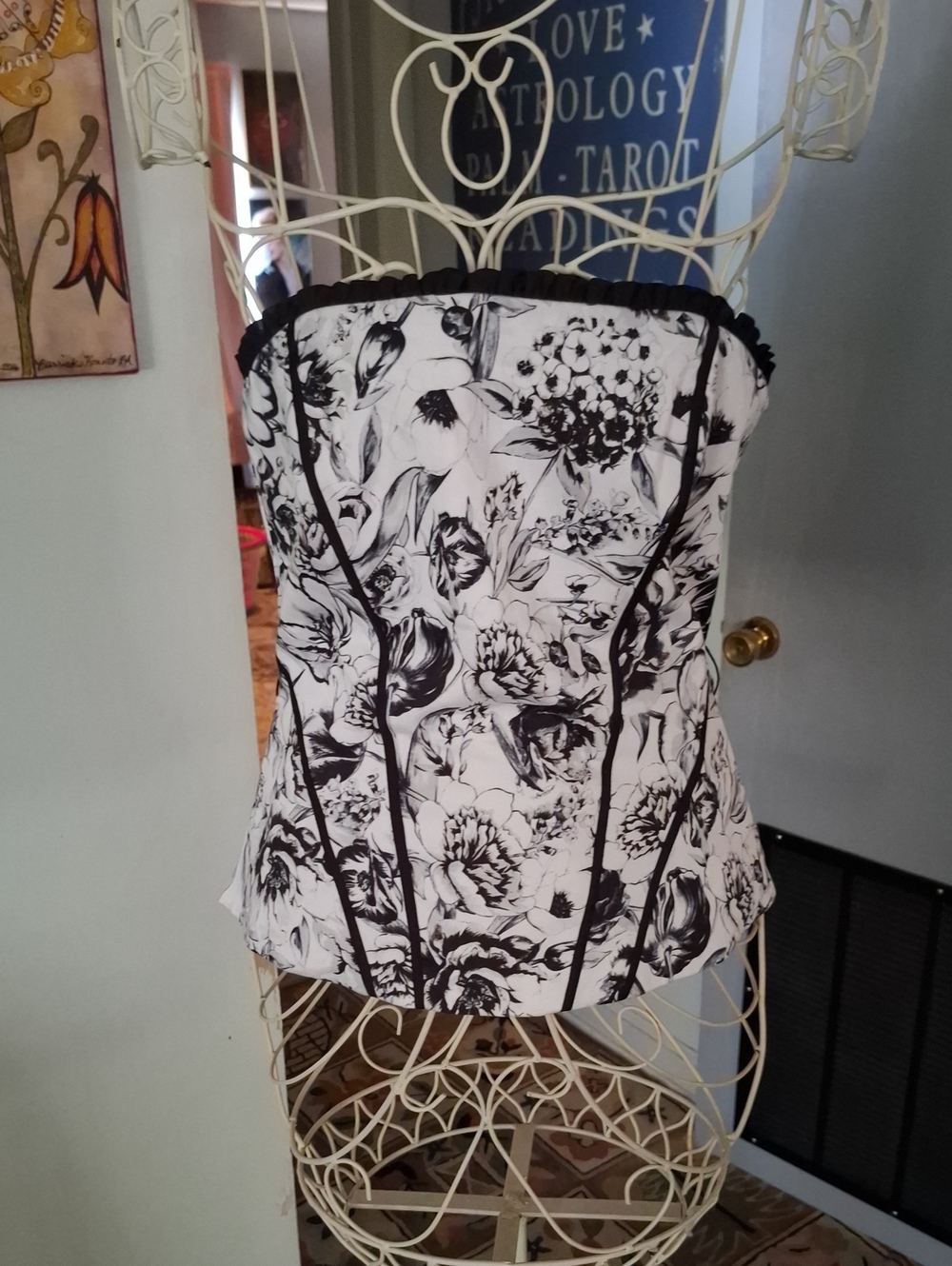 WHBM Black And White Floral Corset Top, Sz 8